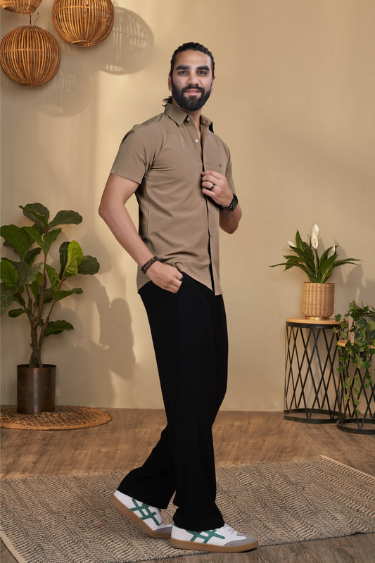 The seamless comfort that elevates style — Designed for a sharp, confident presence in Brown.